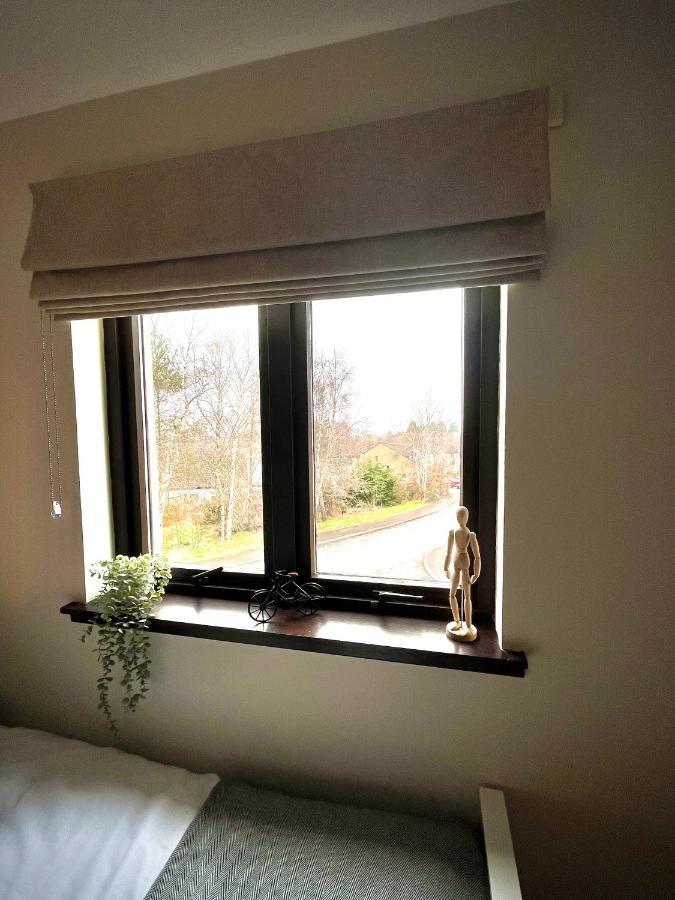 Comfortable, Modern Apartment With Parking. Inverness. Εξωτερικό φωτογραφία